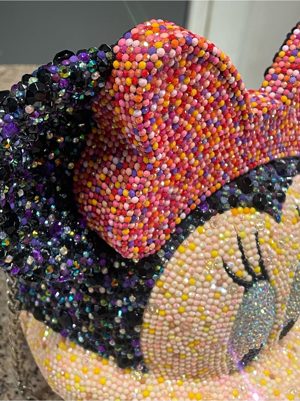 One of a kind * hand bedazzled Minnie Mouse popcorn bucket with strap - Picture 4 of 7